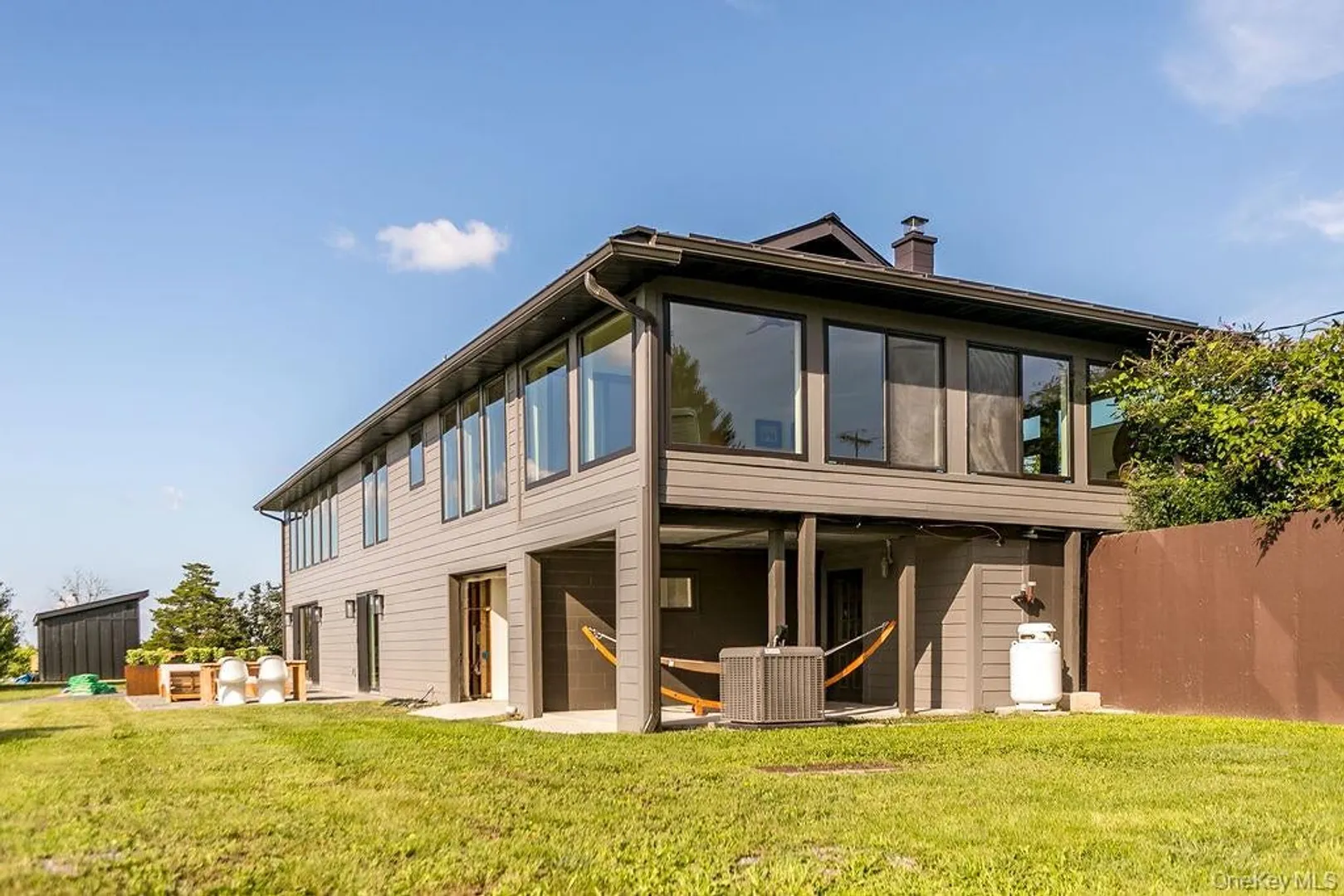 180 Hilltop Road Photo 45