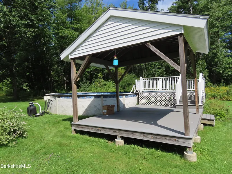 1303 River Rd Photo 43