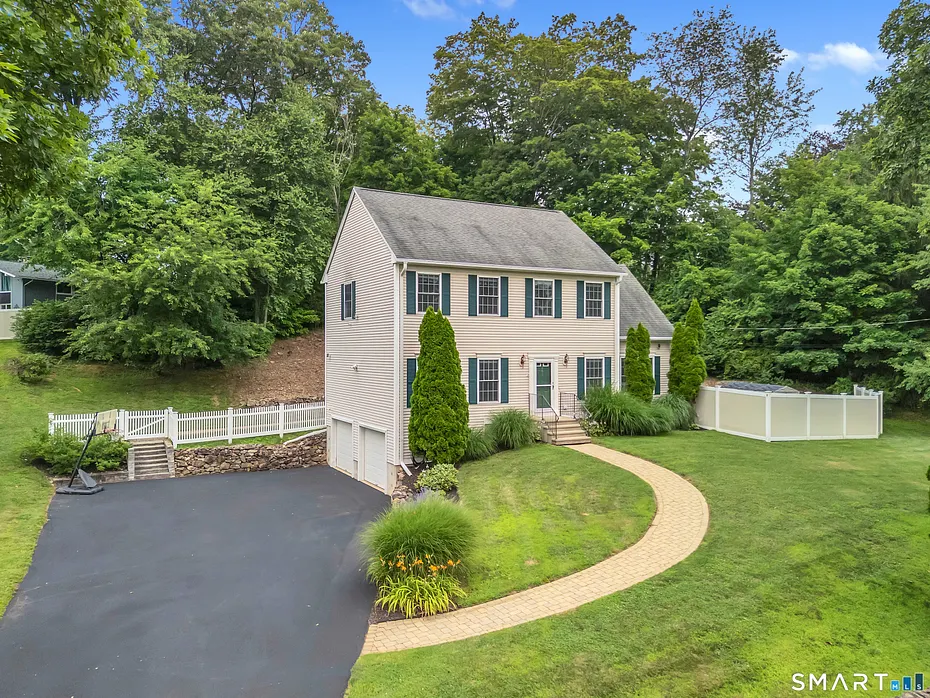 261 Twin Lakes Road Photo 1