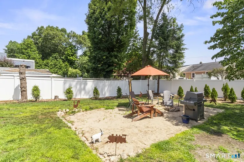 37 Cedar Crest Place Photo 15