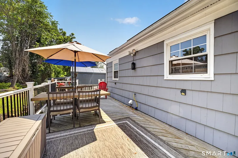5 Beatrice Drive Photo 37