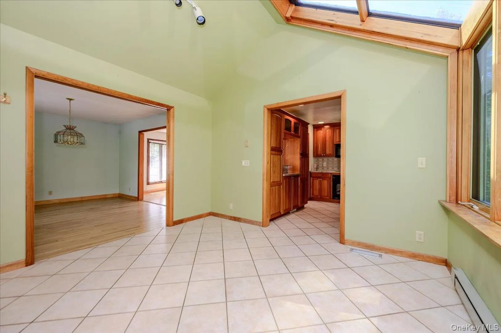 9 Somerstown Road Photo 11