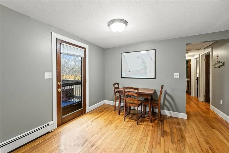 11 Clara St Photo 7