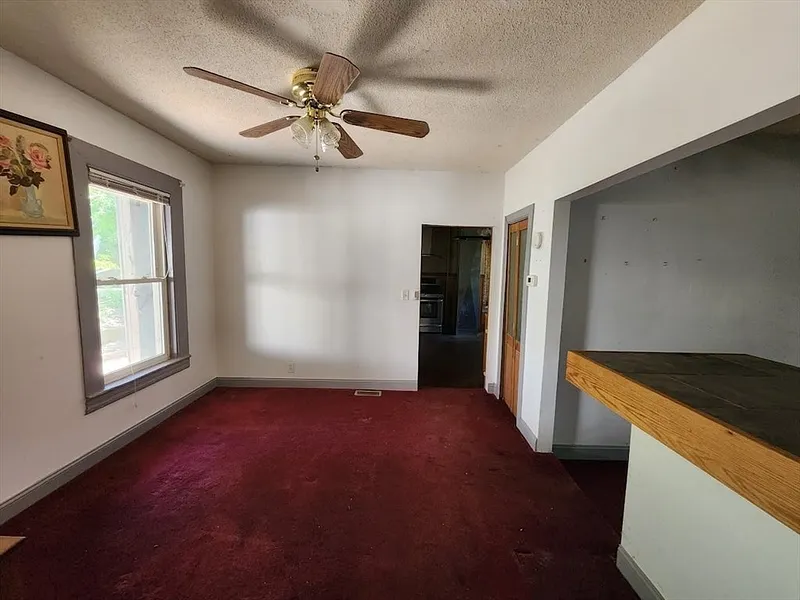 156 Grattan St Photo 7