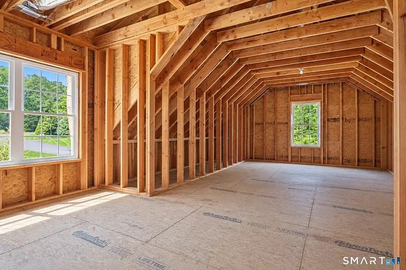 61 Lenox Road Photo 28