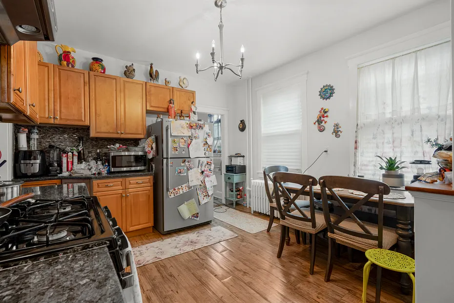 124 Pelham Street Photo 6