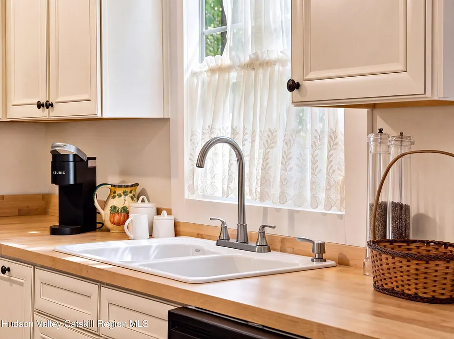353 Vosenkill Road Photo 5