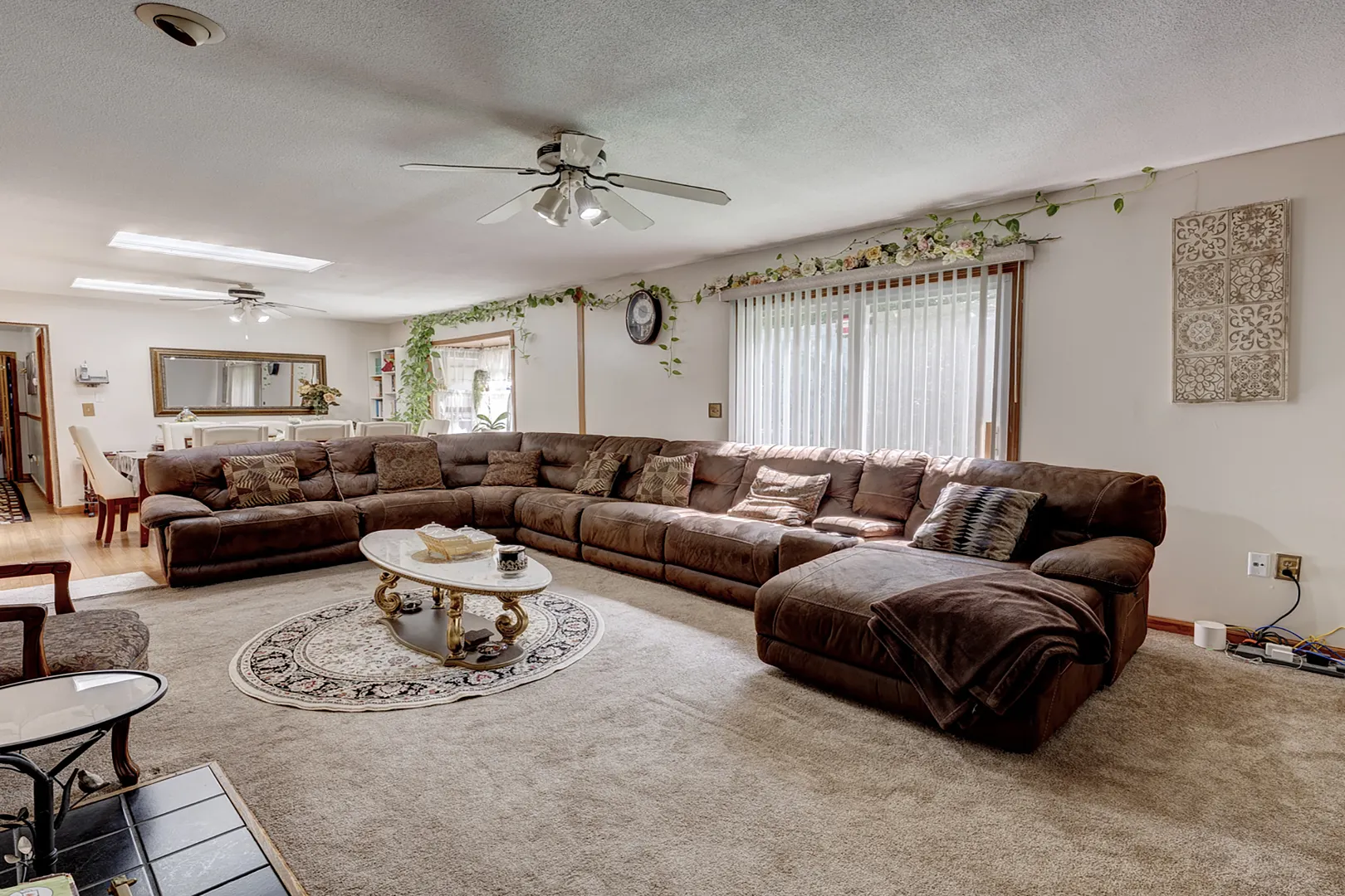 300 Hilltop Road Photo 9