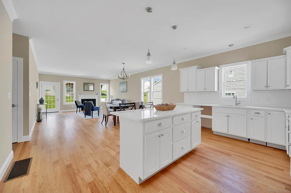 137 Webster Lane  #2-42 Photo 5