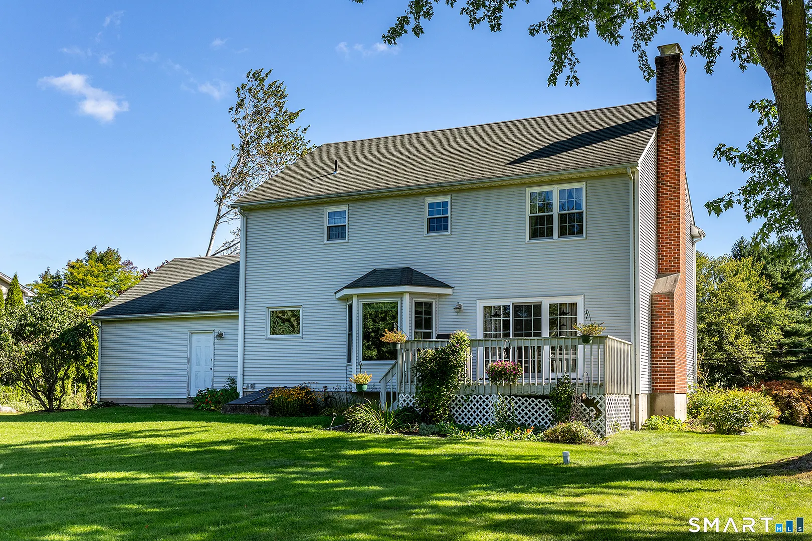240 Beach Street Photo 4