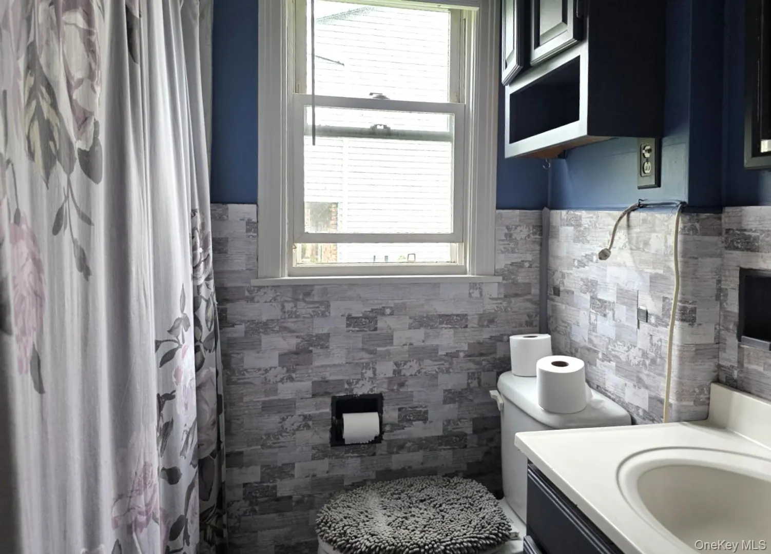 195 Commonwealth Avenue Photo 7