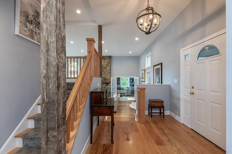 168 Cobble Road Photo 26
