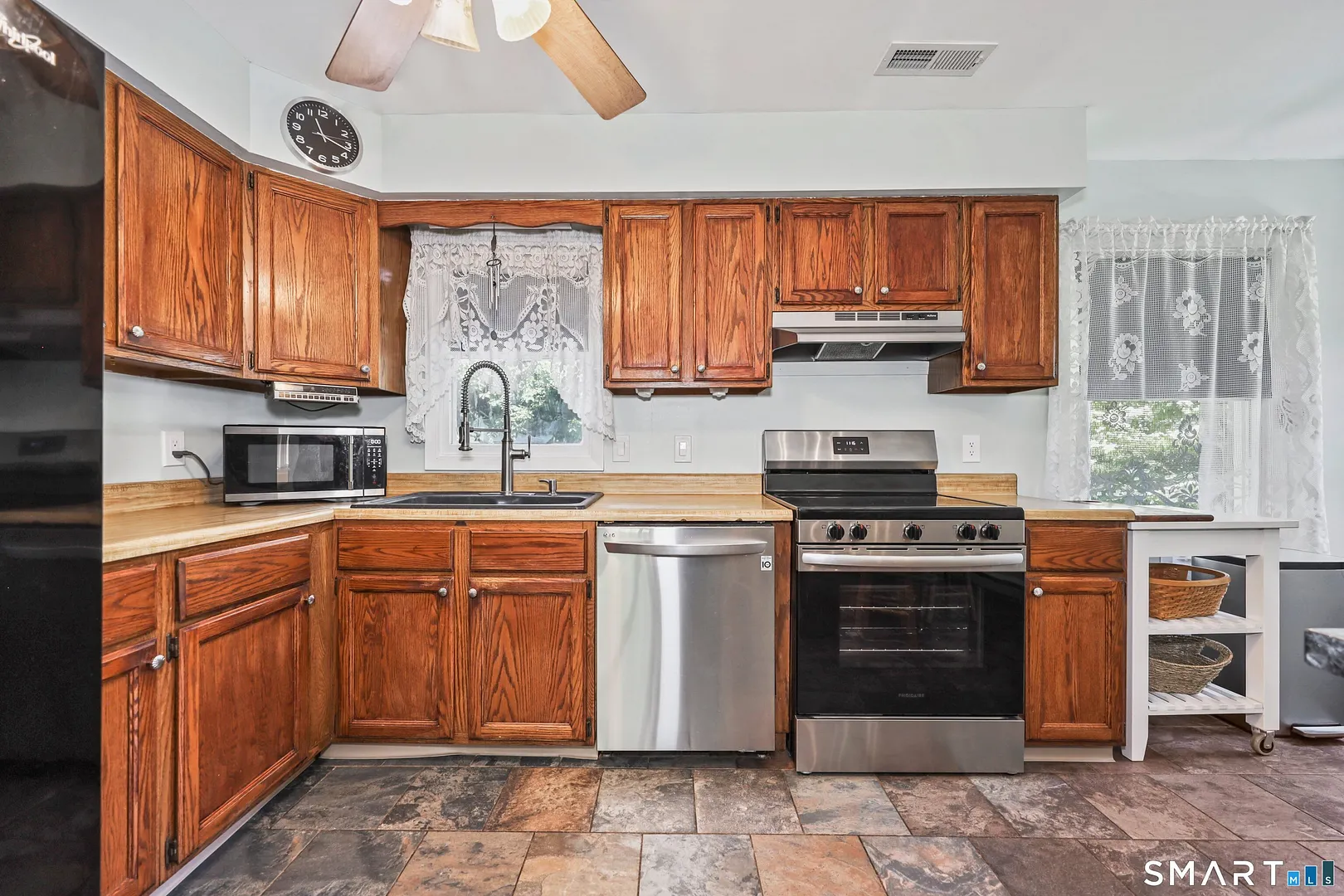 49 Schenck Lane Photo 10