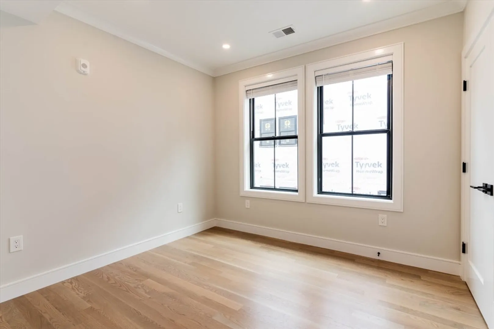 279 Lamartine St. #2 Photo 8