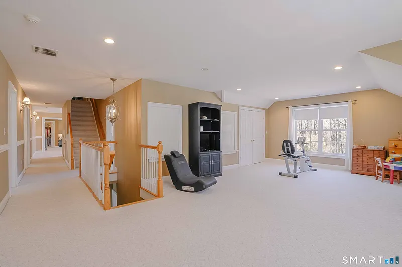 380 Southbury Road Photo 21