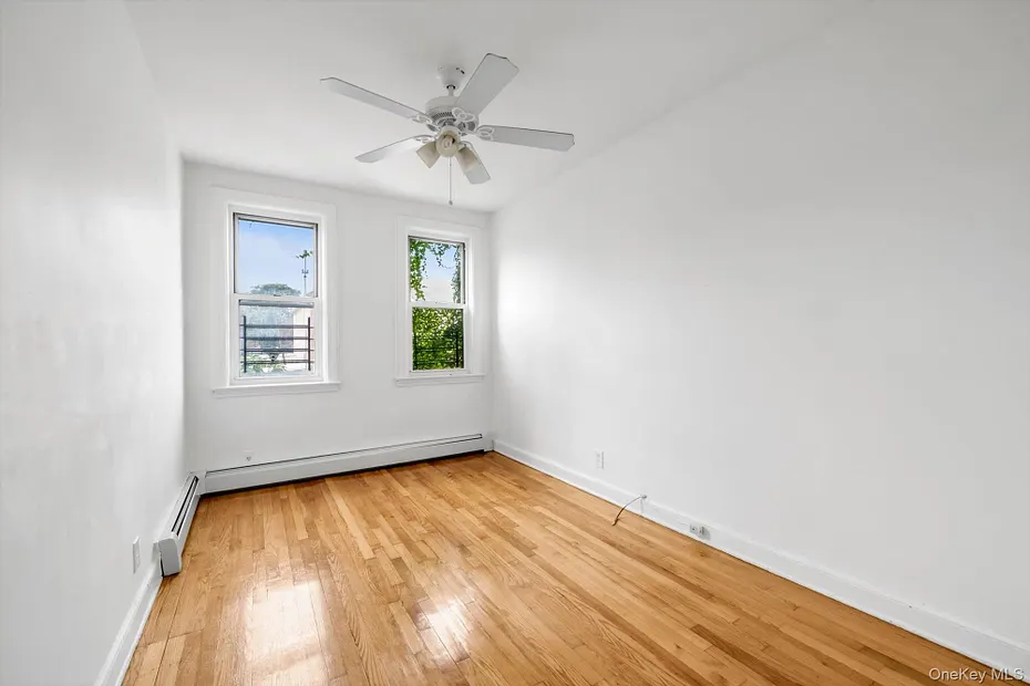 1609 Colden Avenue Photo 9