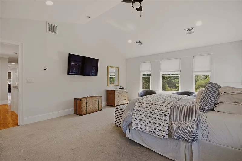 7 Blount Circle Photo 24