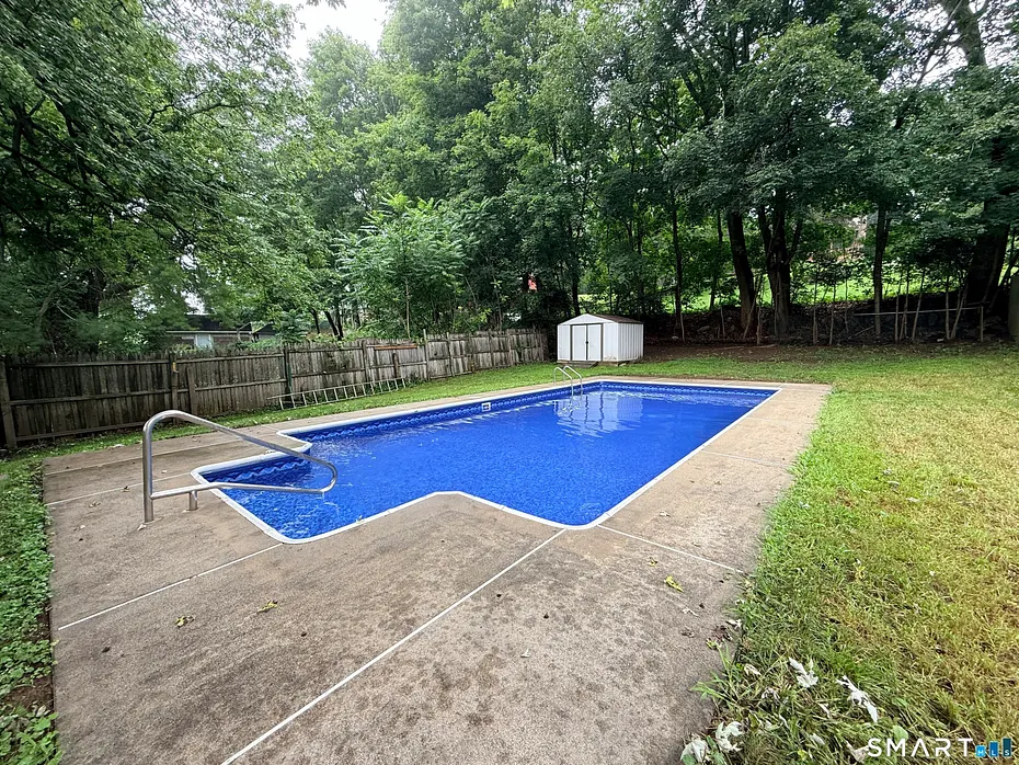 62 Mowry Avenue Photo 33