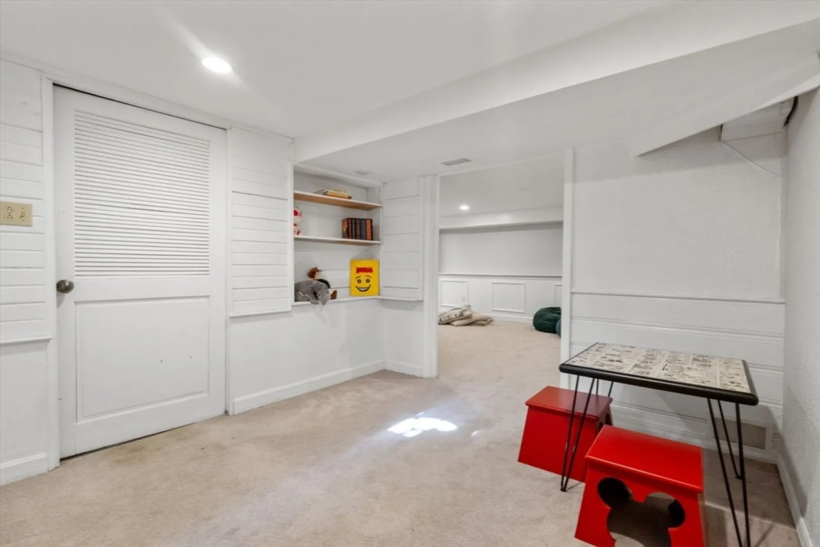 9 Gloucester Road Photo 29