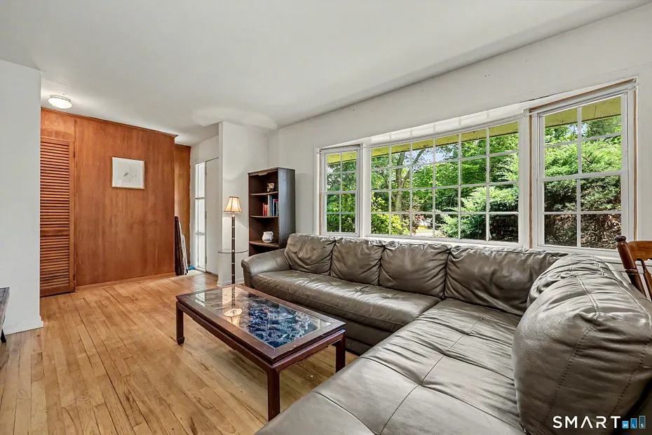 5 Green Hill Road Photo 6
