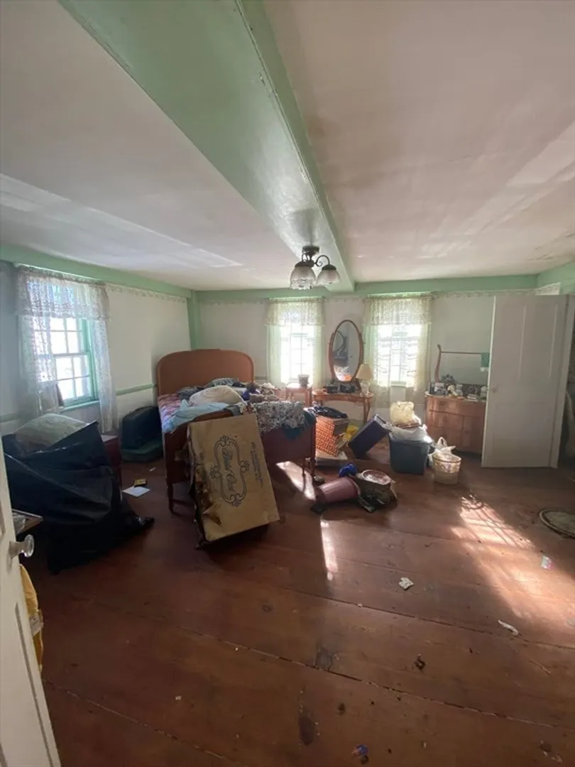 473 High St Photo 11