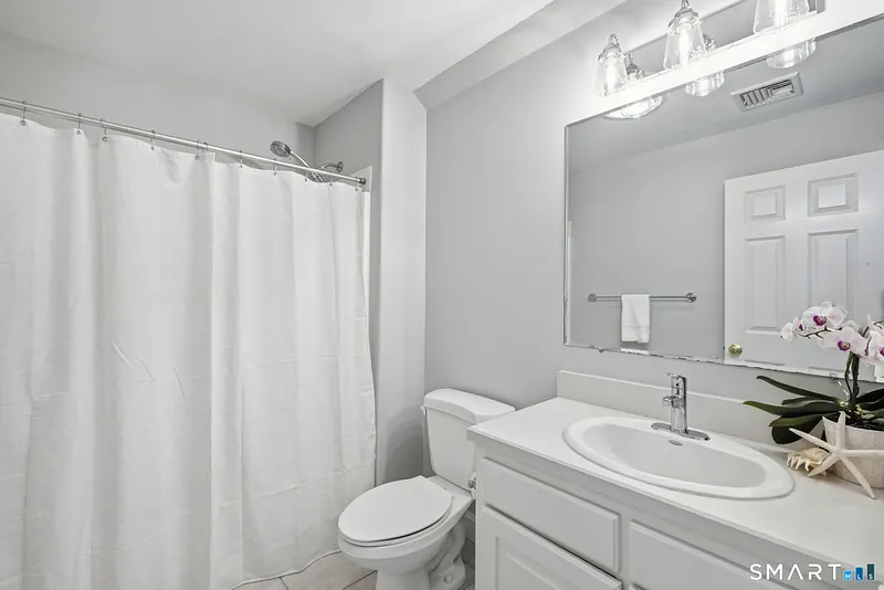 136 Talcott Ridge Road Photo 23