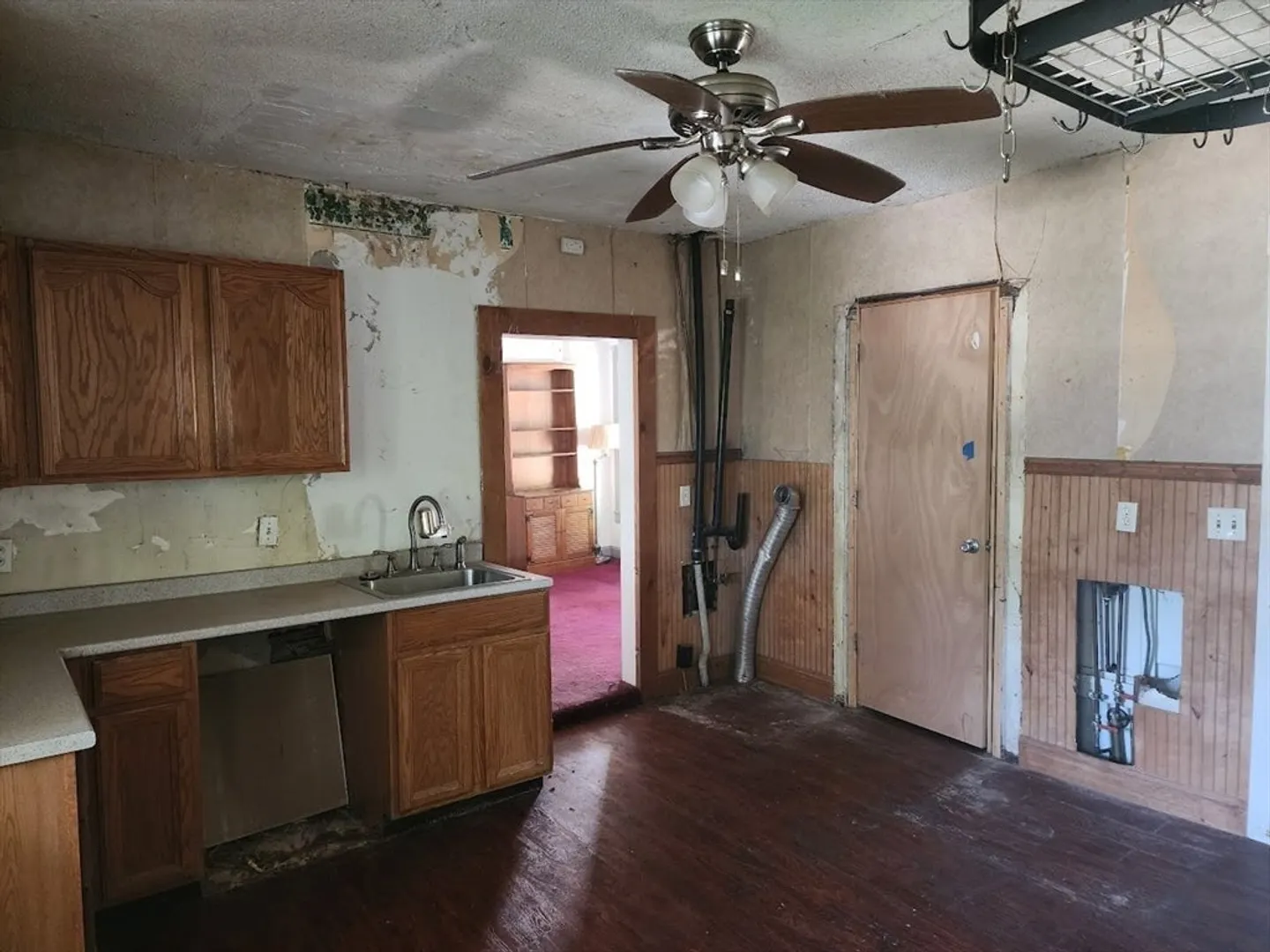 156 Grattan St Photo 3