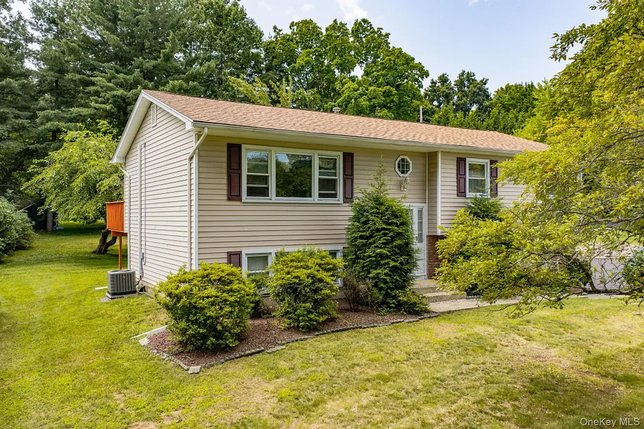 177 New Hempstead Road Photo 1