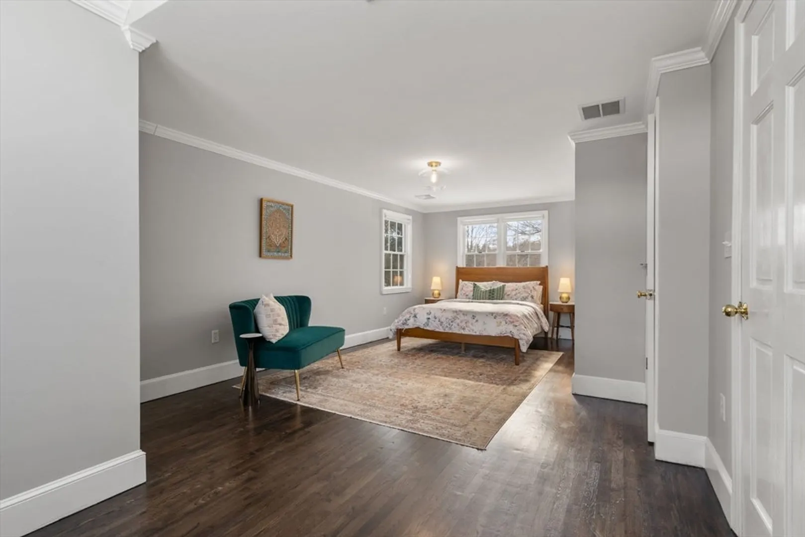 9 Gloucester Road Photo 21