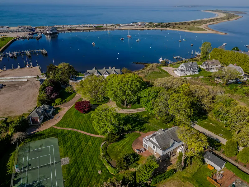 14 Pawcatuck Avenue Photo 4