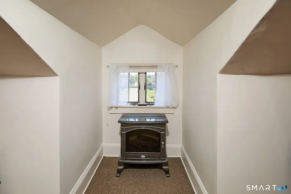 80 Dixon Street Photo 33