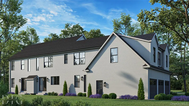 5 Boulder Pond Drive Photo 2