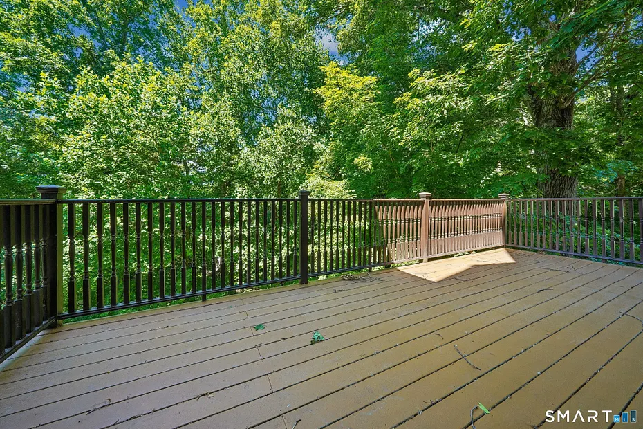 132 East Hunting Ridge Road Photo 9