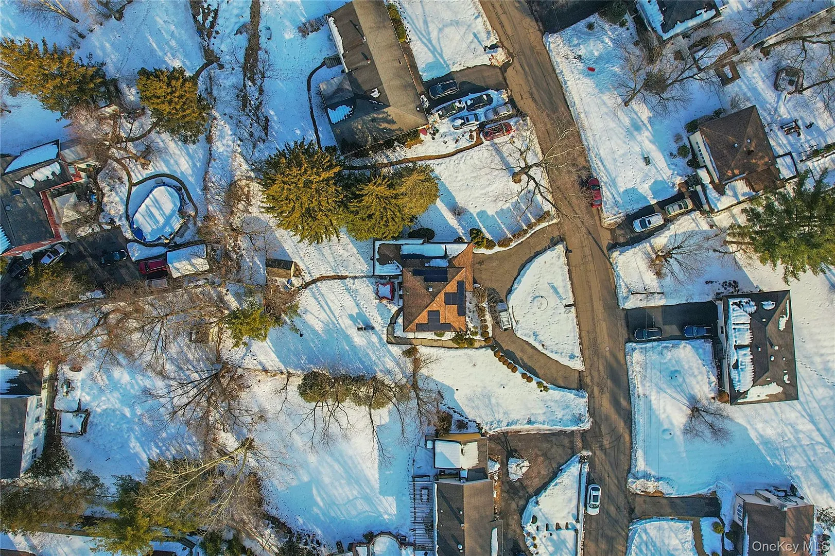 6 Merrick Lane Photo 4