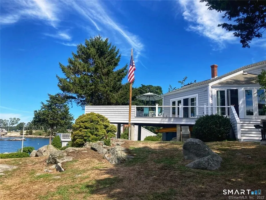 24 Nauyaug Point Road Photo 1