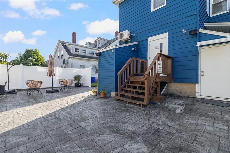 681 Providence Street Photo 41
