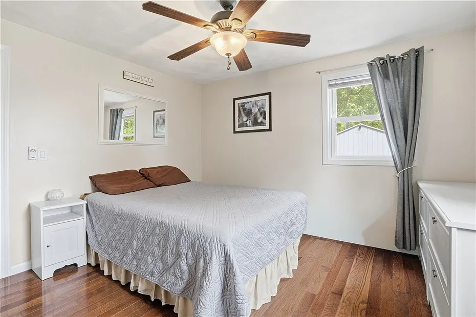 224 Sargent Street Photo 16