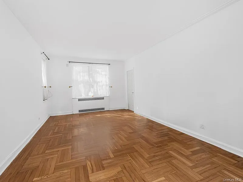 3015 Riverdale Avenue  #2k Photo 10
