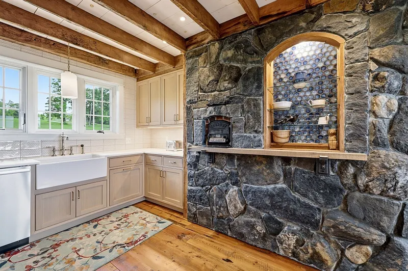54 Patten Road Photo 13