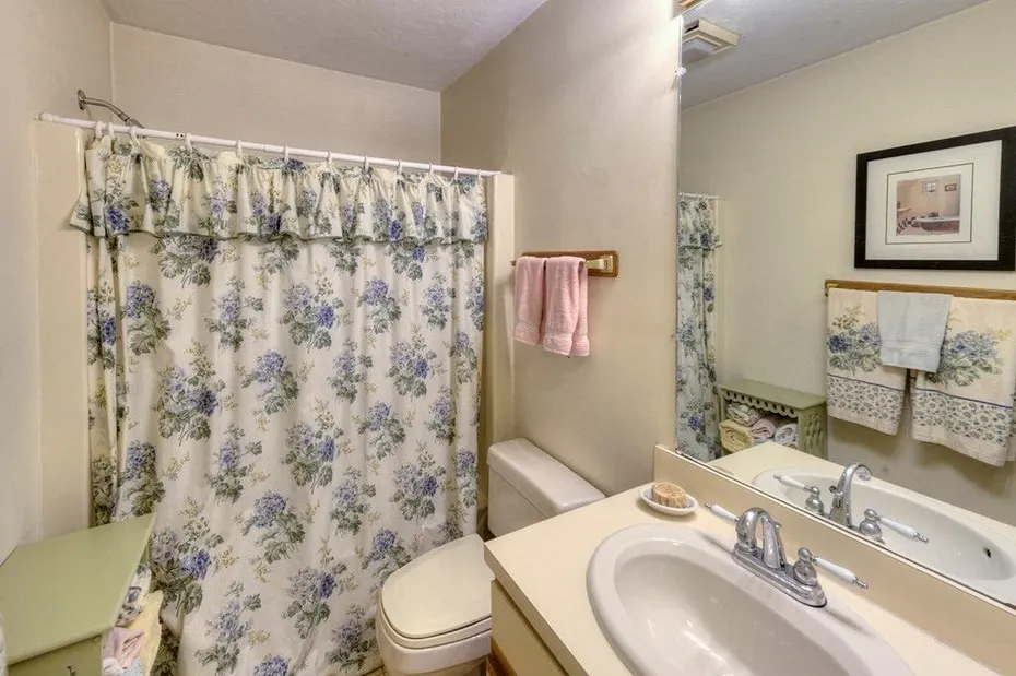 65 Brookdale Cir #65 Photo 24