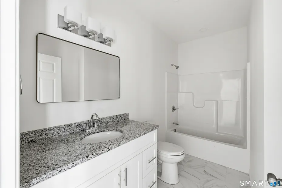 18 Spring Hill Lane Photo 23