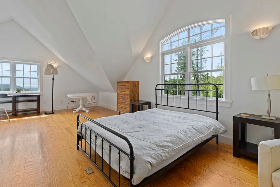470 Harrington Drive Photo 43