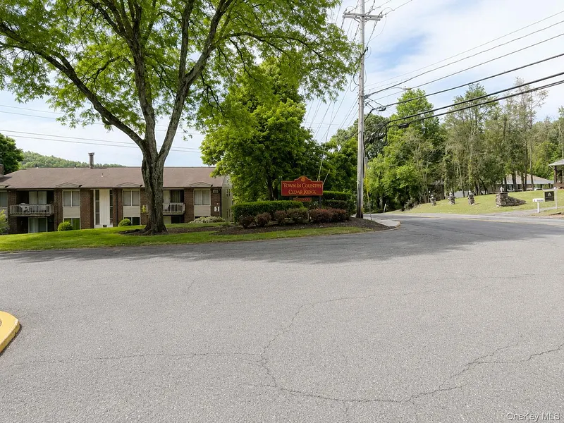 95 Country Club Lane Photo 43