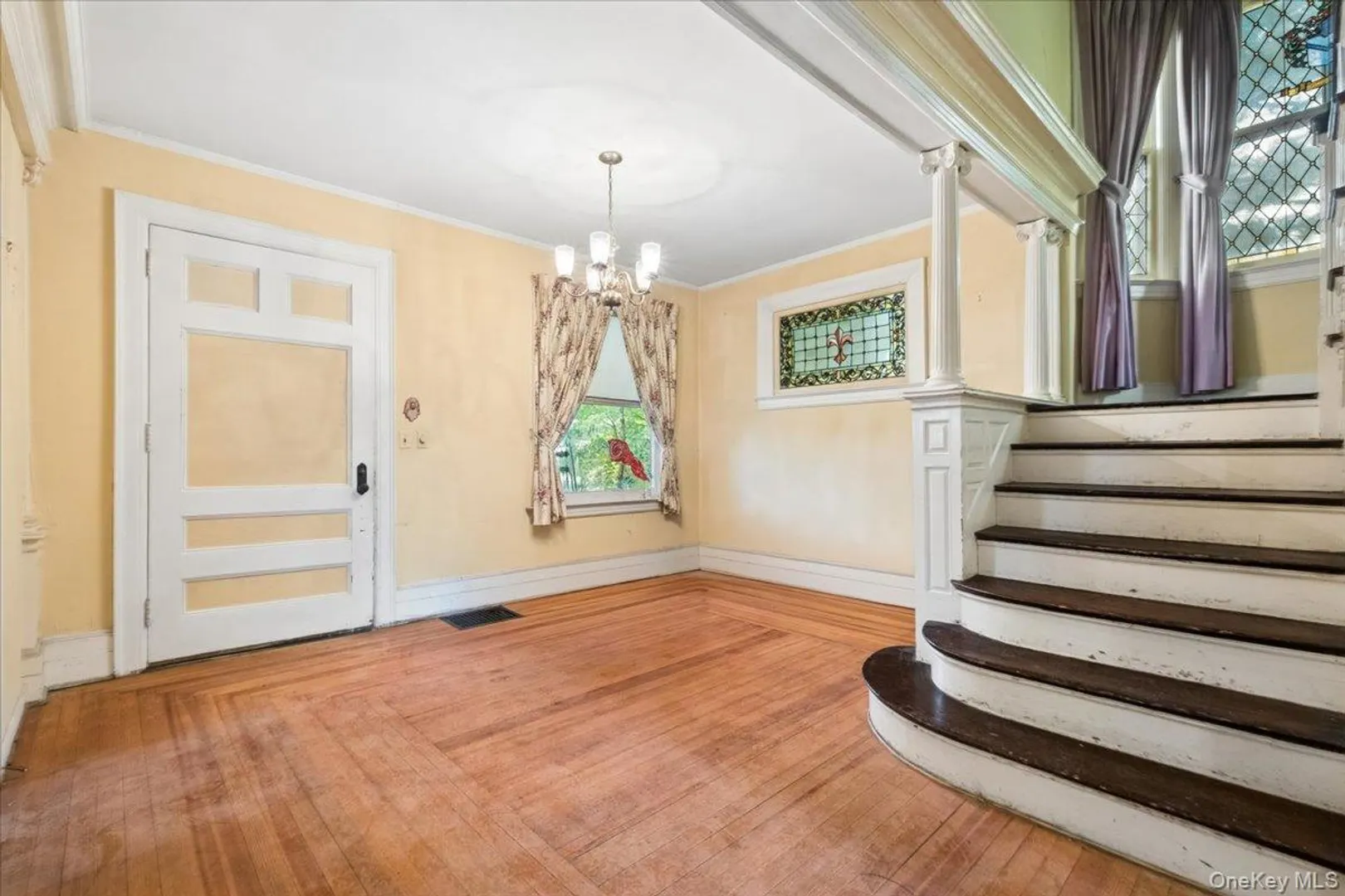 63 Prospect Street Photo 6
