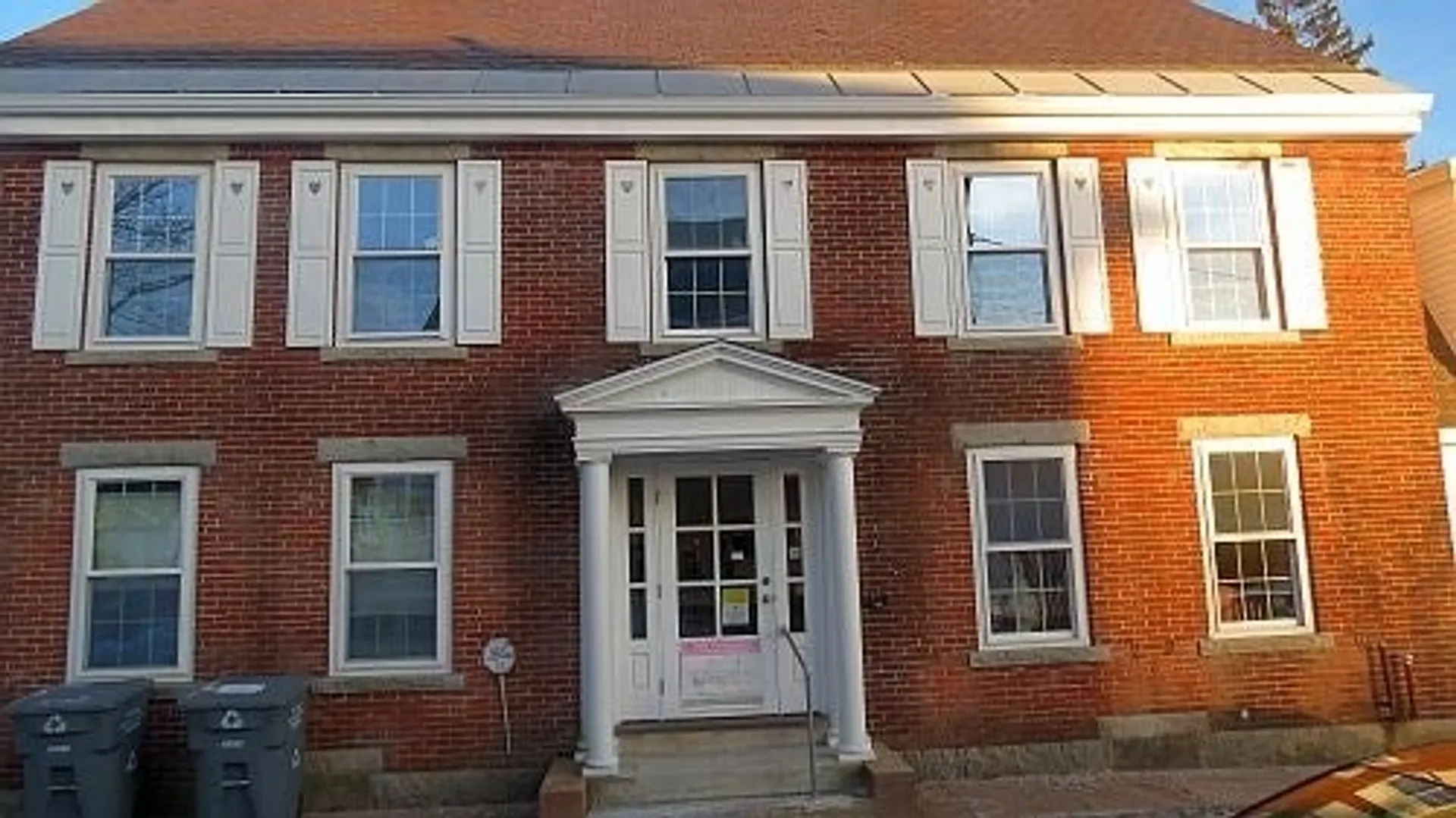 33 Main St Photo 3