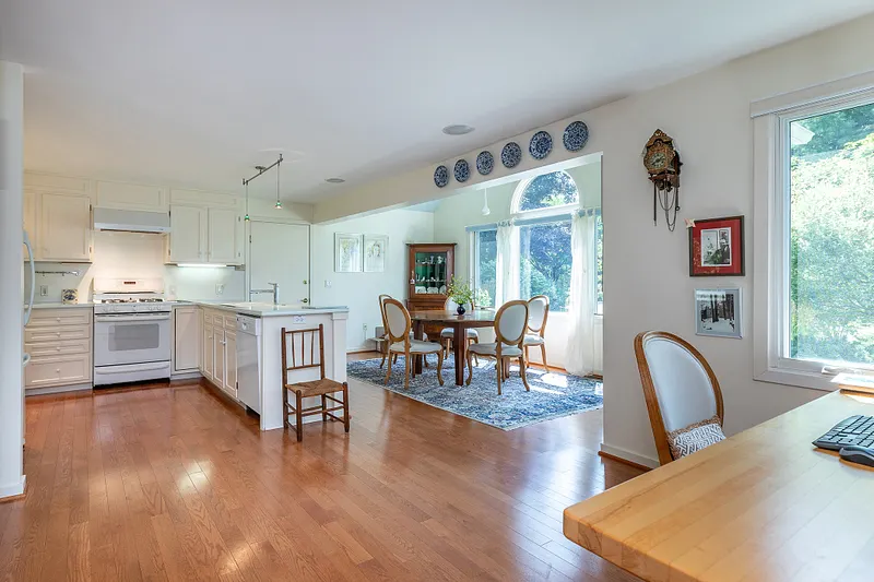 87 Canaan Road  #7A Photo 9