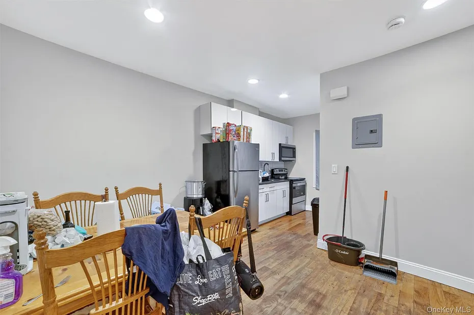105 Palisade Avenue Photo 10