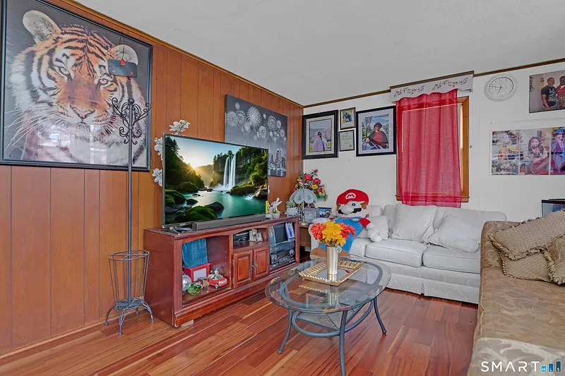 426 Ellis Street Photo 3