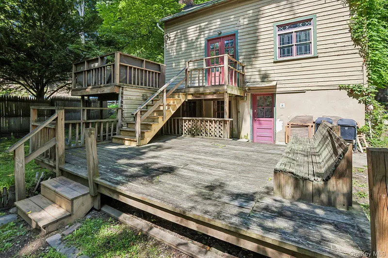 8 Reservoir Road Photo 23