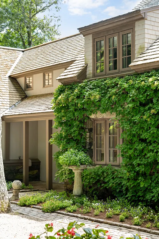 33 Nodine Pasture Road Photo 4